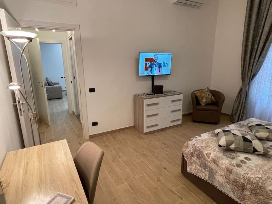 Nel Quartiere Bayres Suite Completamente Rinnovata Милан Экстерьер фото