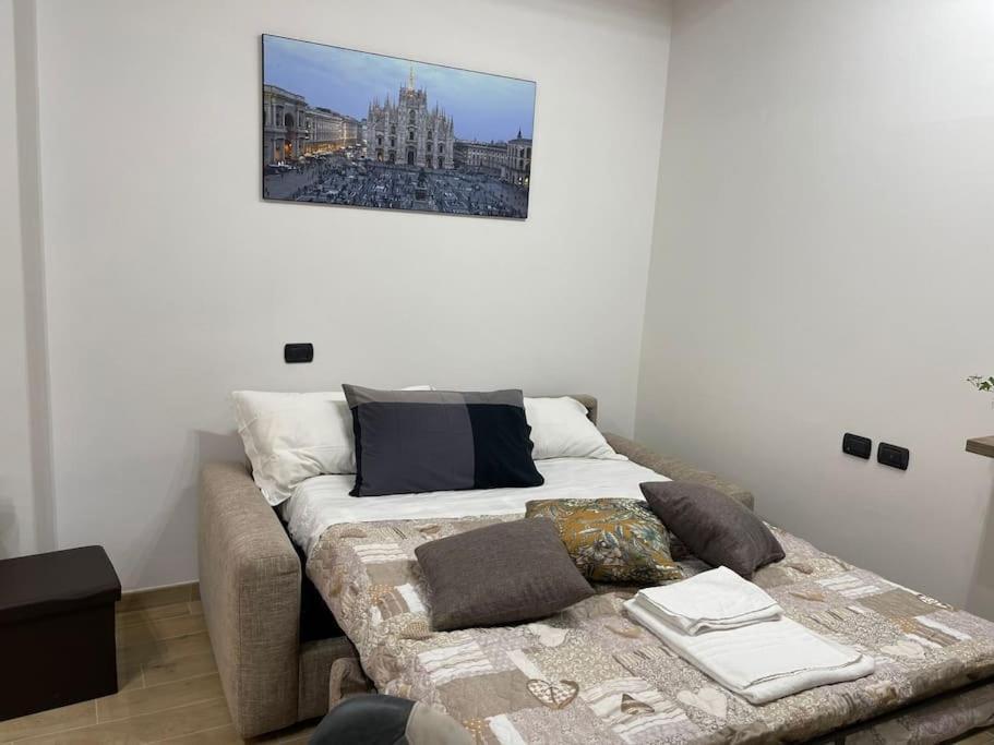 Nel Quartiere Bayres Suite Completamente Rinnovata Милан Экстерьер фото